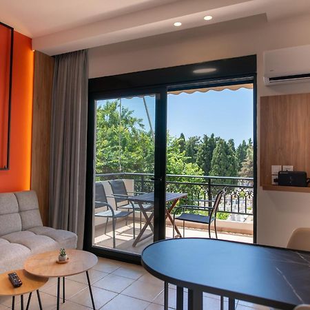 Df House Διαμονή Με Θέα Θάλασσα Apartment Néa Khilí Exterior photo